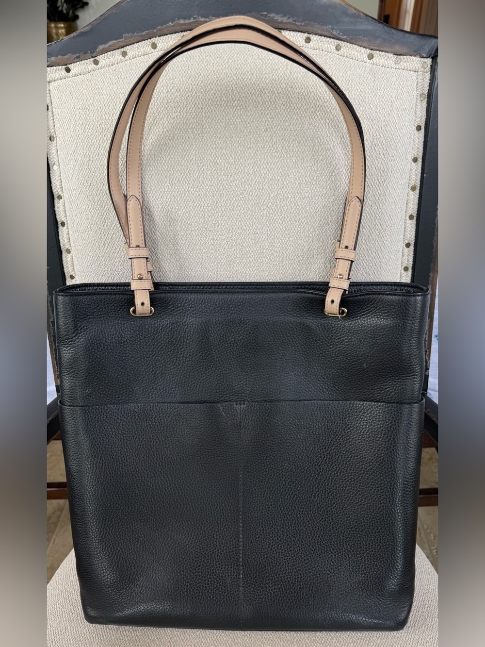 Michael Kors Bedford Medium Black Leather Pocket Tote with Nude Straps - Picture 5 of 9